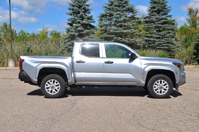Certified Used 2025 Silver Toyota SR image 2