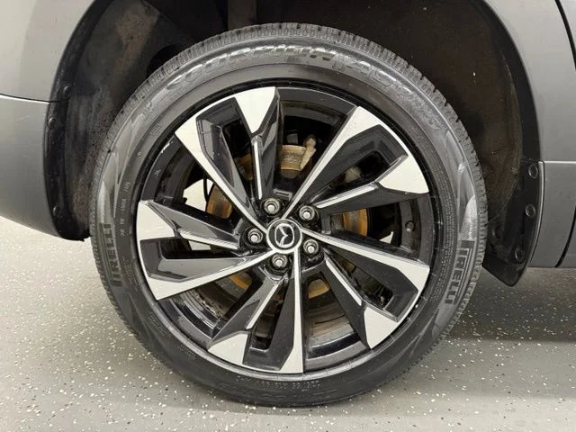 Used 2025 Gray Mazda Premium Plus image 21
