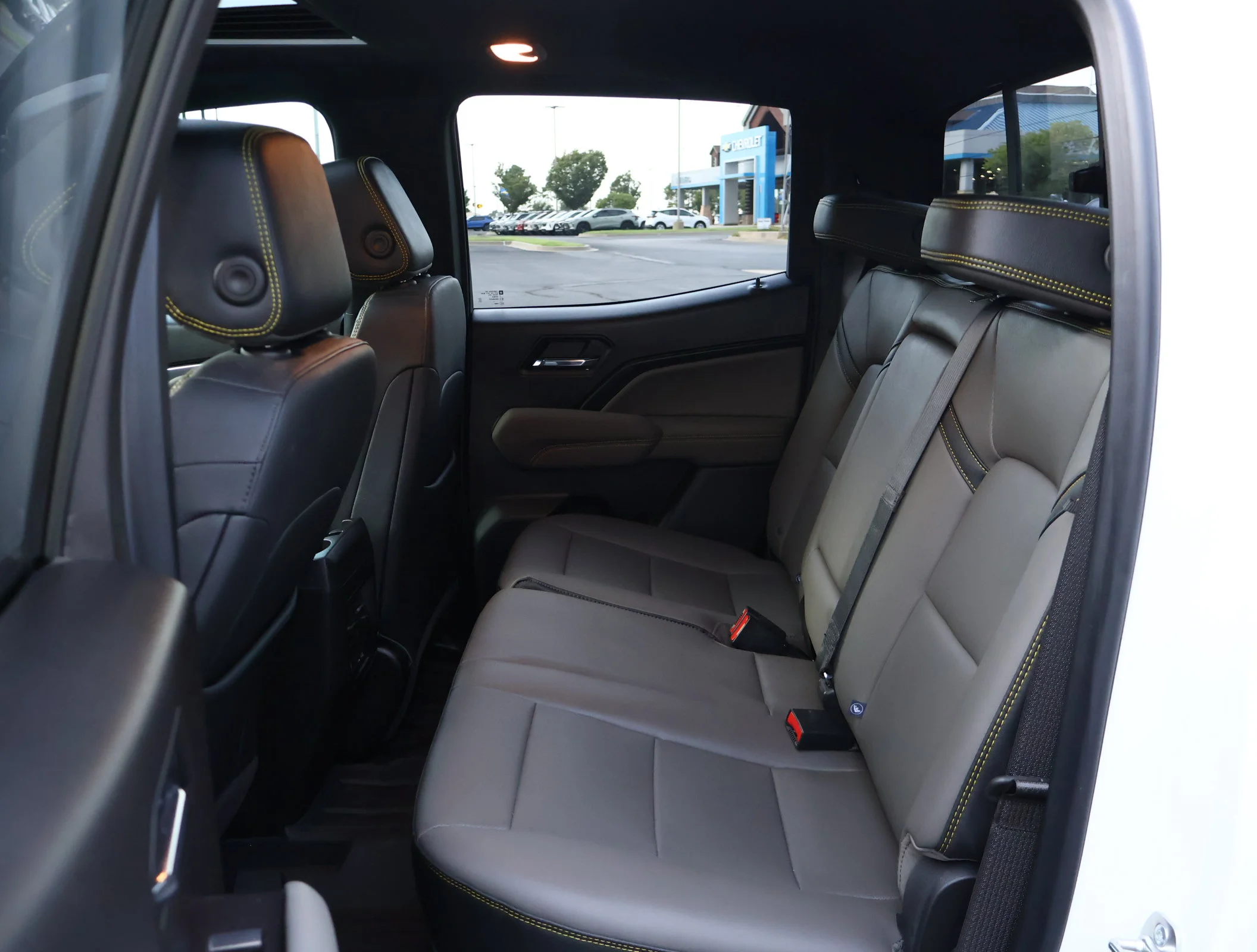 Used 2026 Summit White Chevrolet 4WD ZR2 image 26