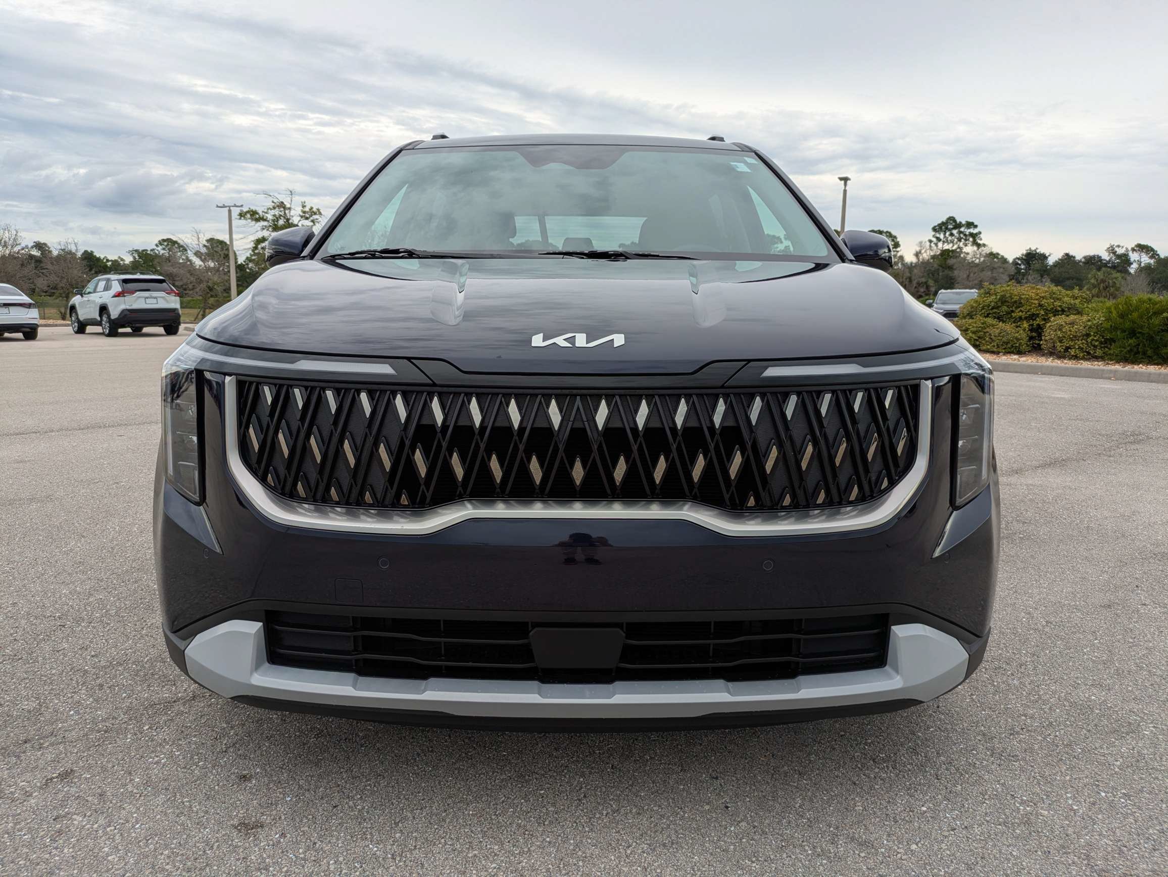 Used 2026 Deep Chroma Blue Kia EX image 9