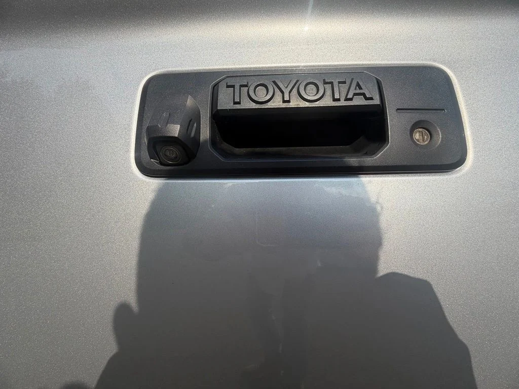 Used 2020 Silver Toyota SR image 39
