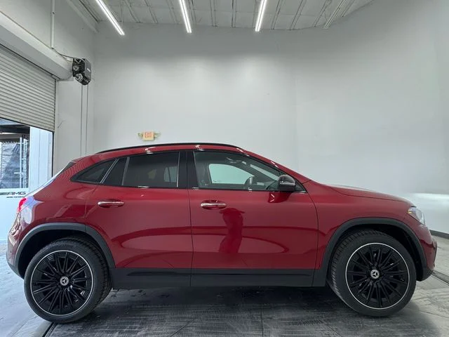 New 2026 MANUFAKTUR Patagonia Red Metallic Mercedes-Benz GLA 250 image 14
