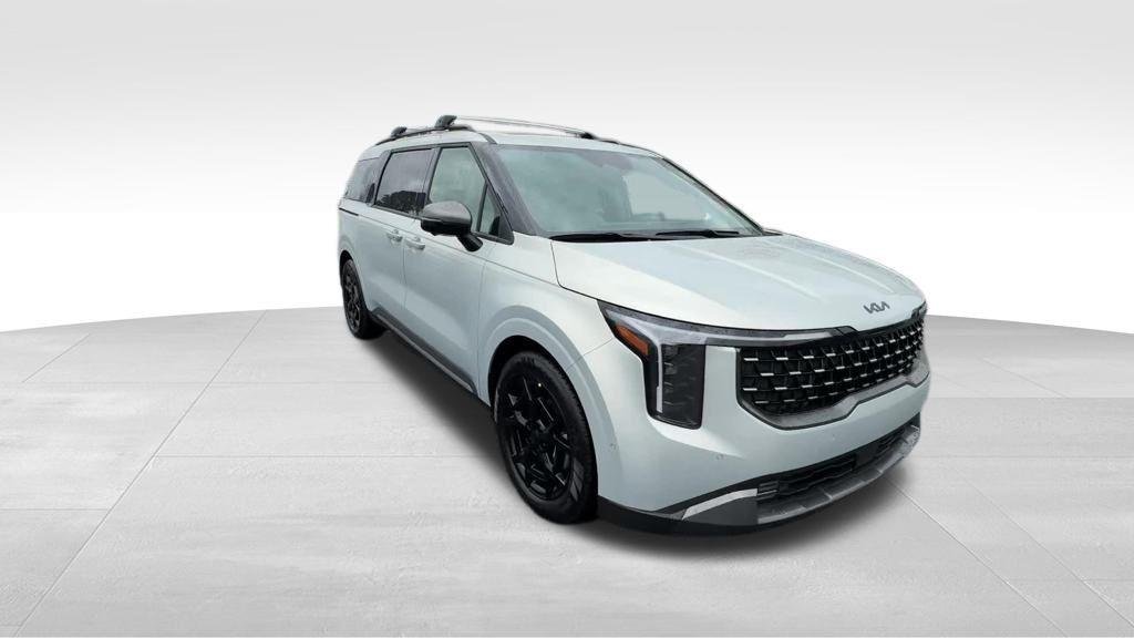 New 2026 Ivory Silver Kia SX image 9