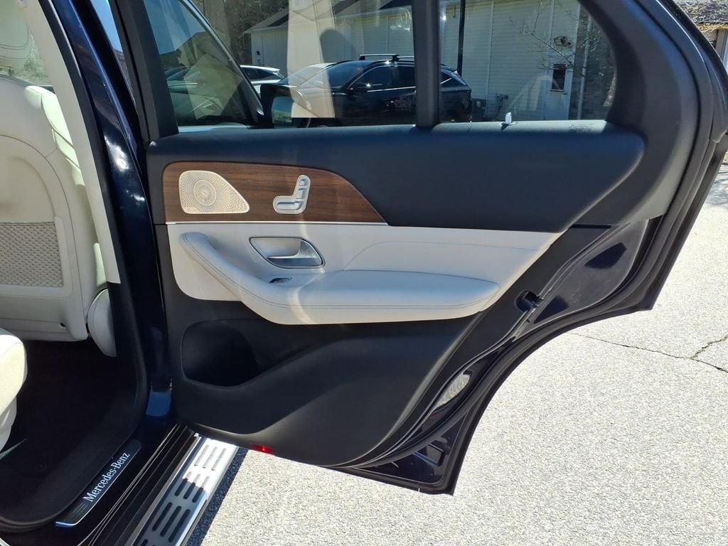 Used 2022 Blue Mercedes-Benz GLE 350 image 12