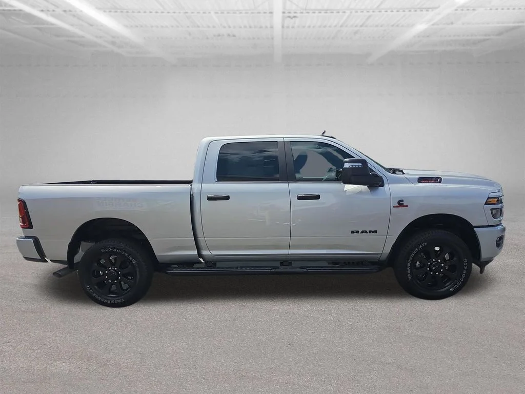 New 2026 Silver-Zynith Exterior Paint RAM Big Horn image 6