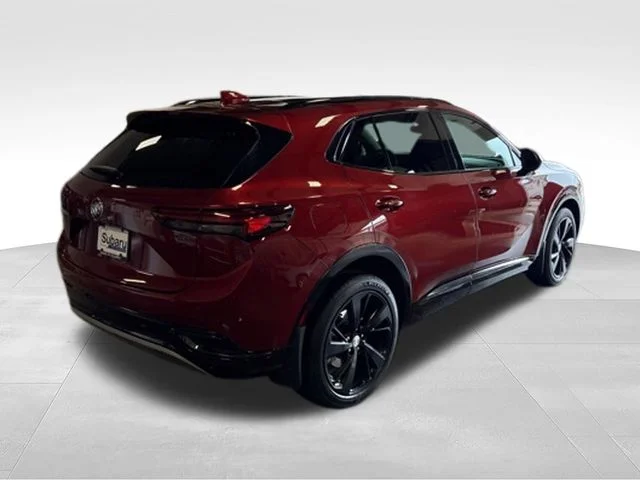 Used 2021 Red Buick Essence image 7
