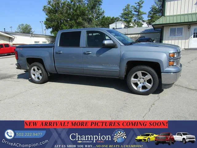 Used 2015 Slate Grey Metallic Chevrolet LT image 3