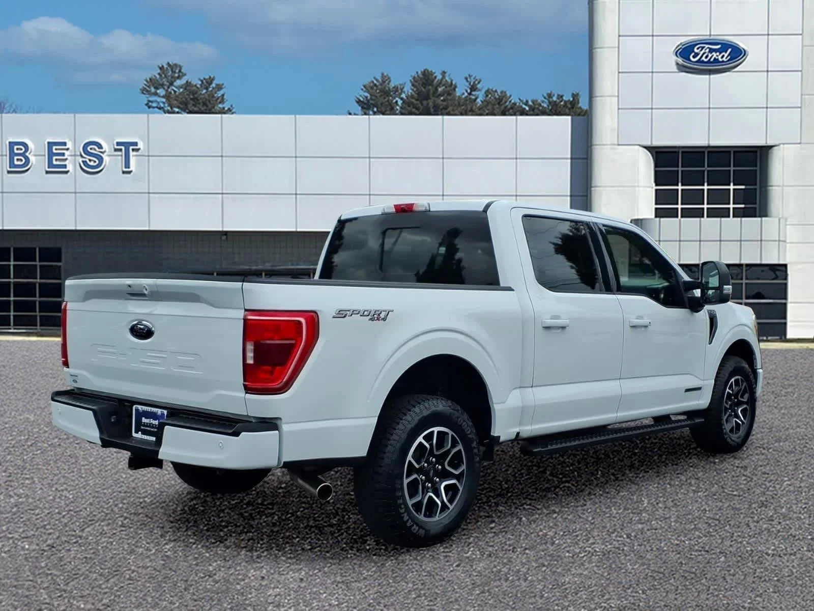 Used 2022 Oxford White Ford XLT image 7