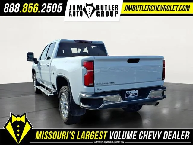 Used 2025 Summit White Chevrolet LTZ image 2