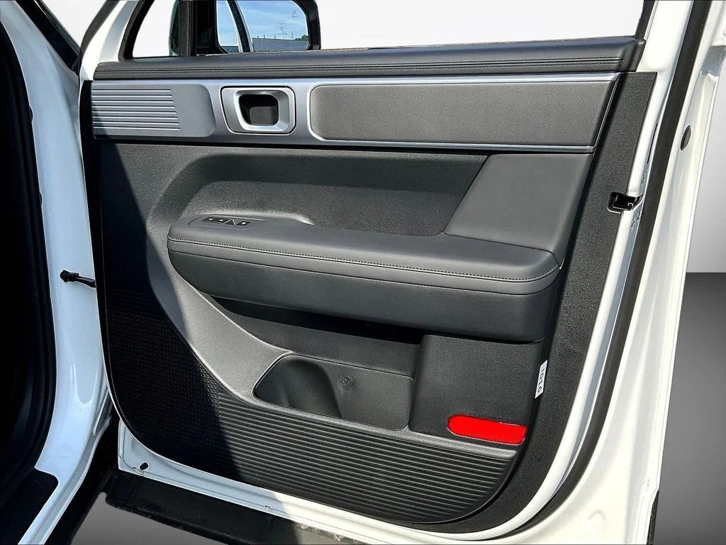 New 2026 White Hyundai XRT image 32