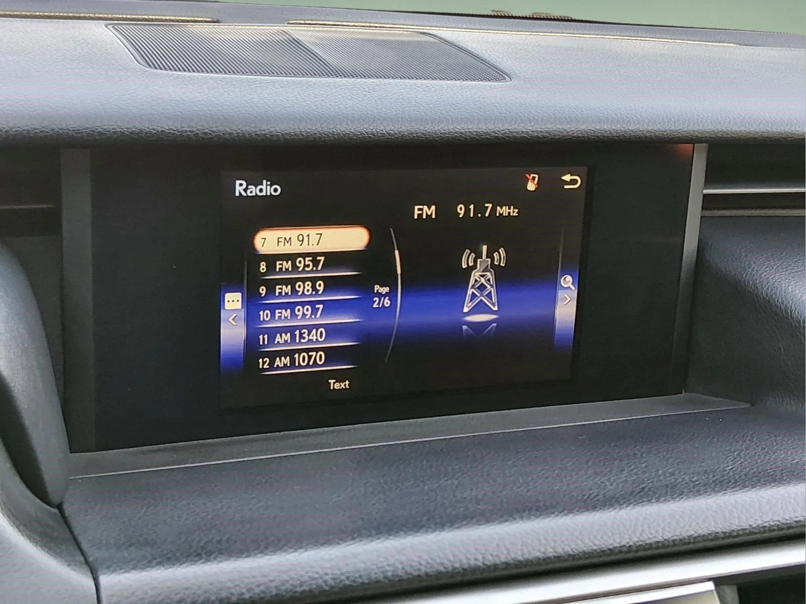 Used 2019 Atomic Silver Lexus IS 300 F SPORT image 24