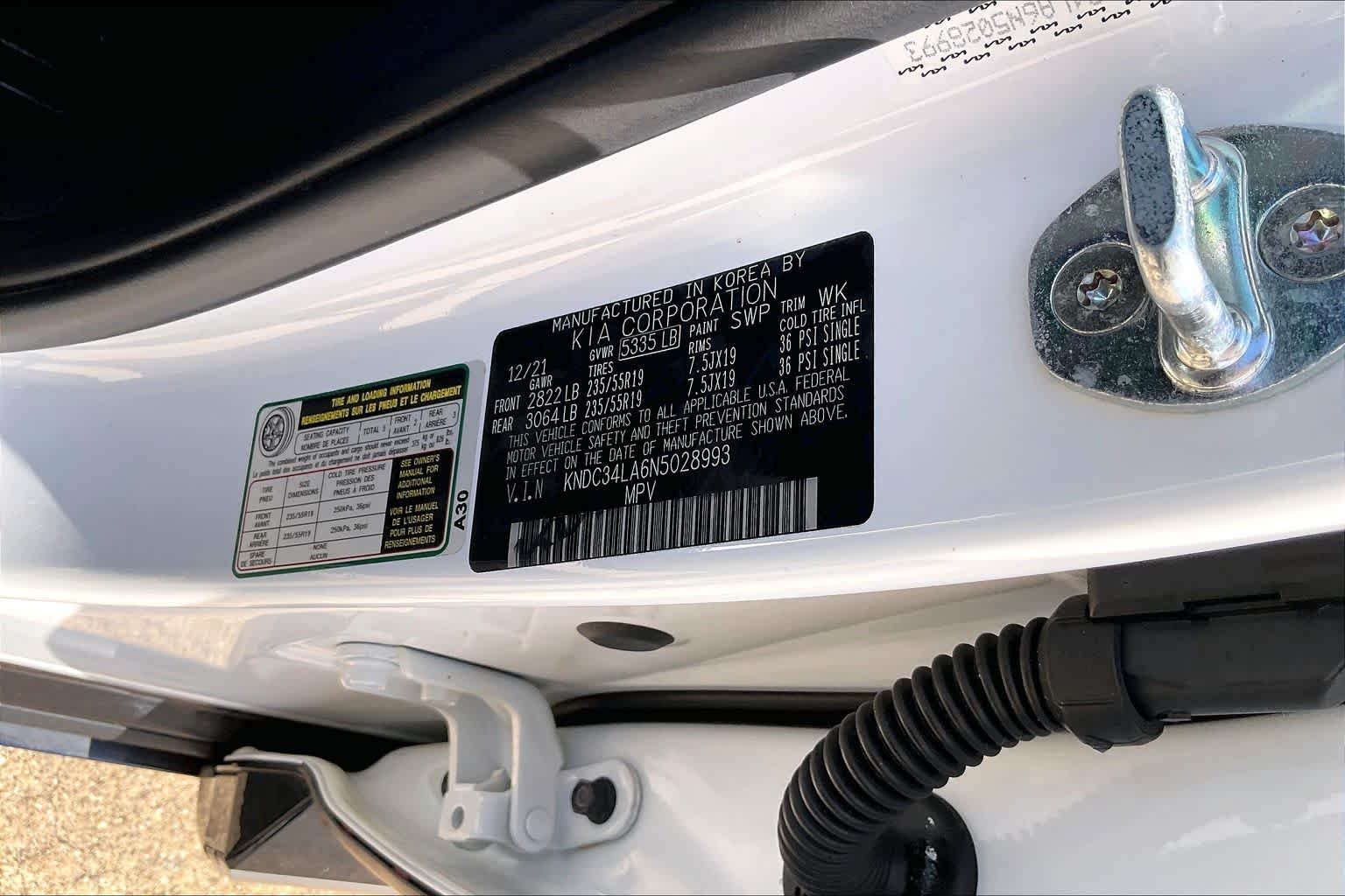 Used 2022 Snow White Pearl Kia Wind image 30