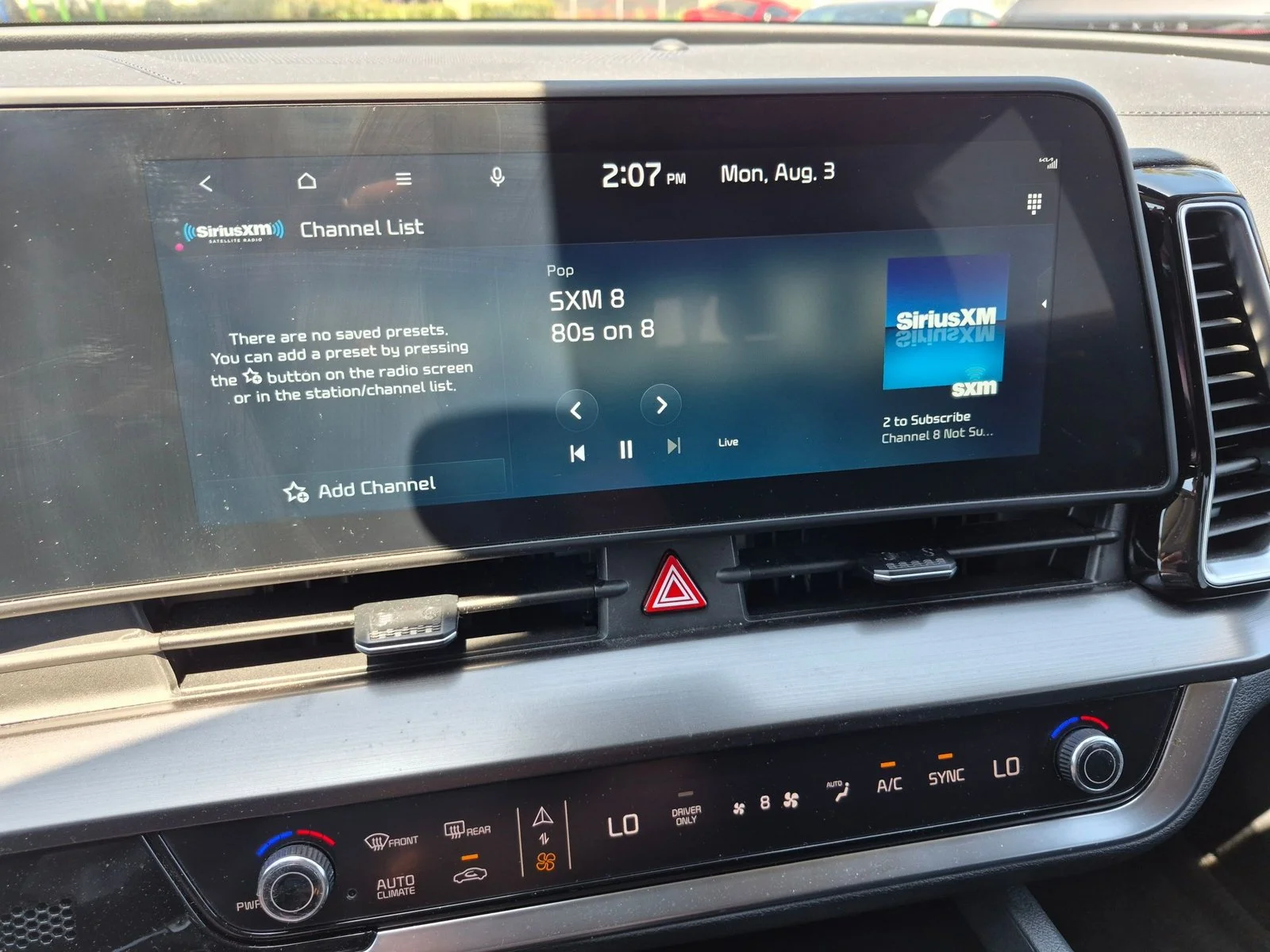 Used 2025 Snow White Pearl Kia EX image 12