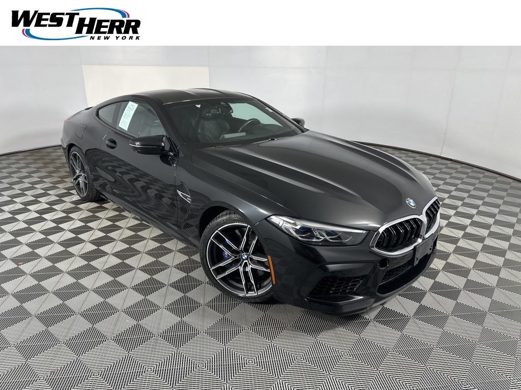 2020 BMW M8 -'s photo