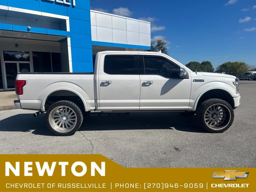 Used 2018 White Platinum Clearcoat Metallic Ford Platinum image 15