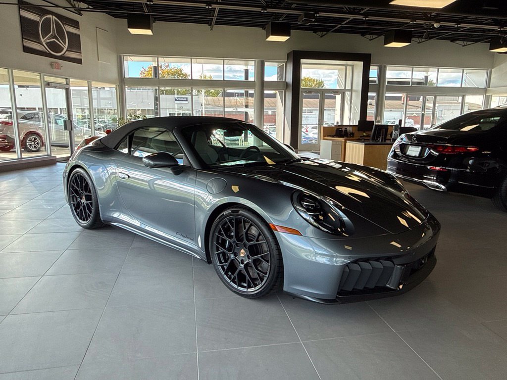 2026 Porsche 911 GTS