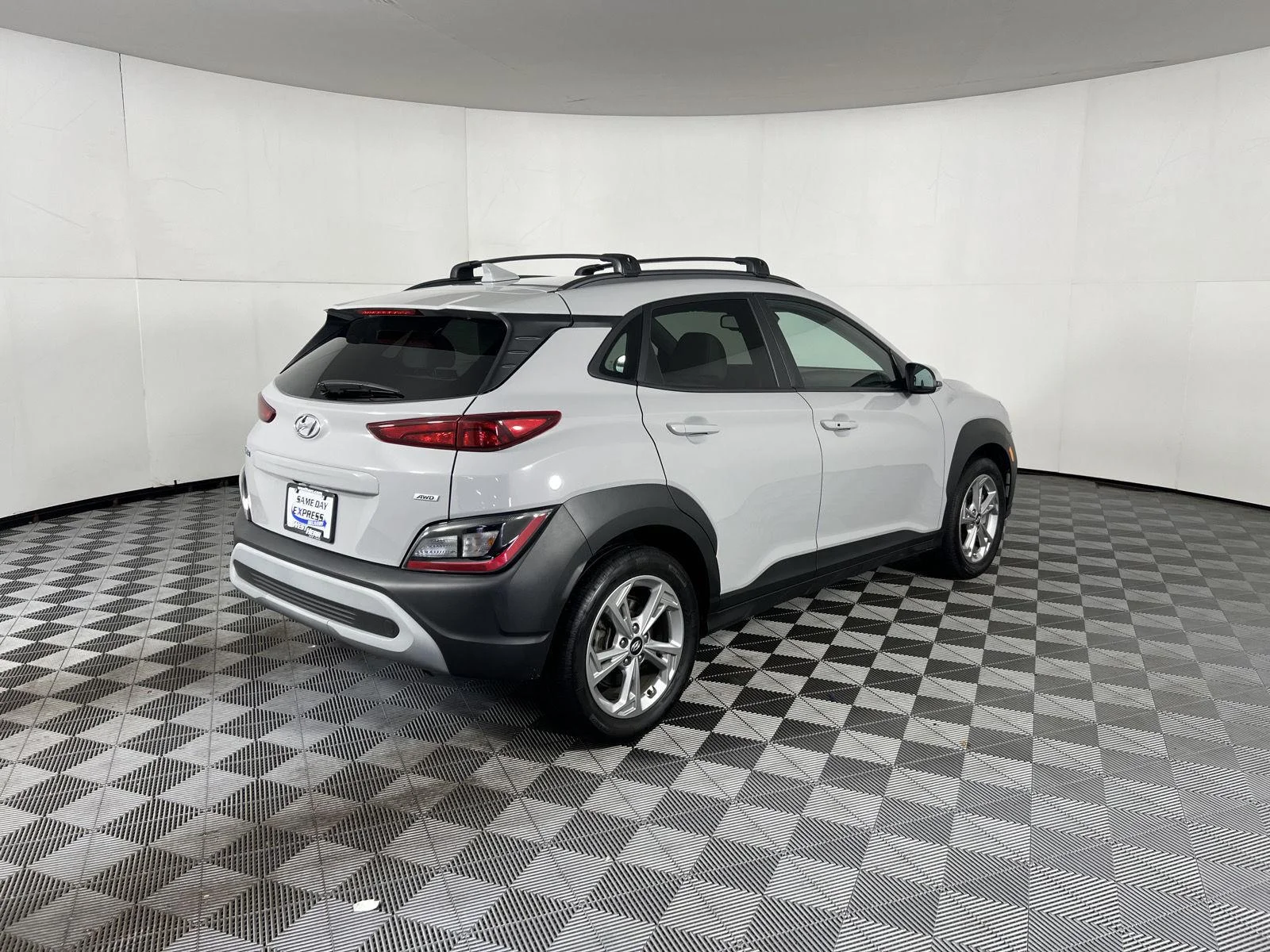 Used 2023 Cyber Silver Hyundai SEL image 8