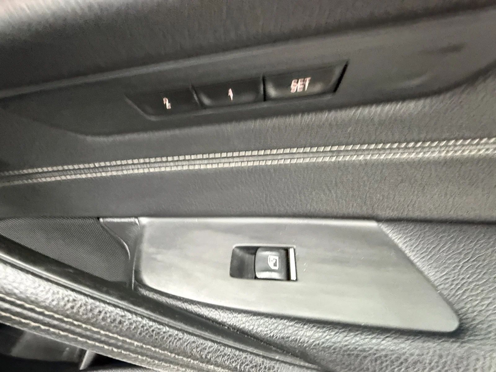 Used 2018 Bluestone Metallic BMW 530e xDrive iPerformance image 45