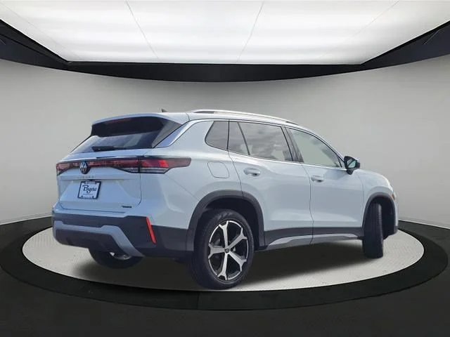 New 2026 Pure White Volkswagen SE image 7