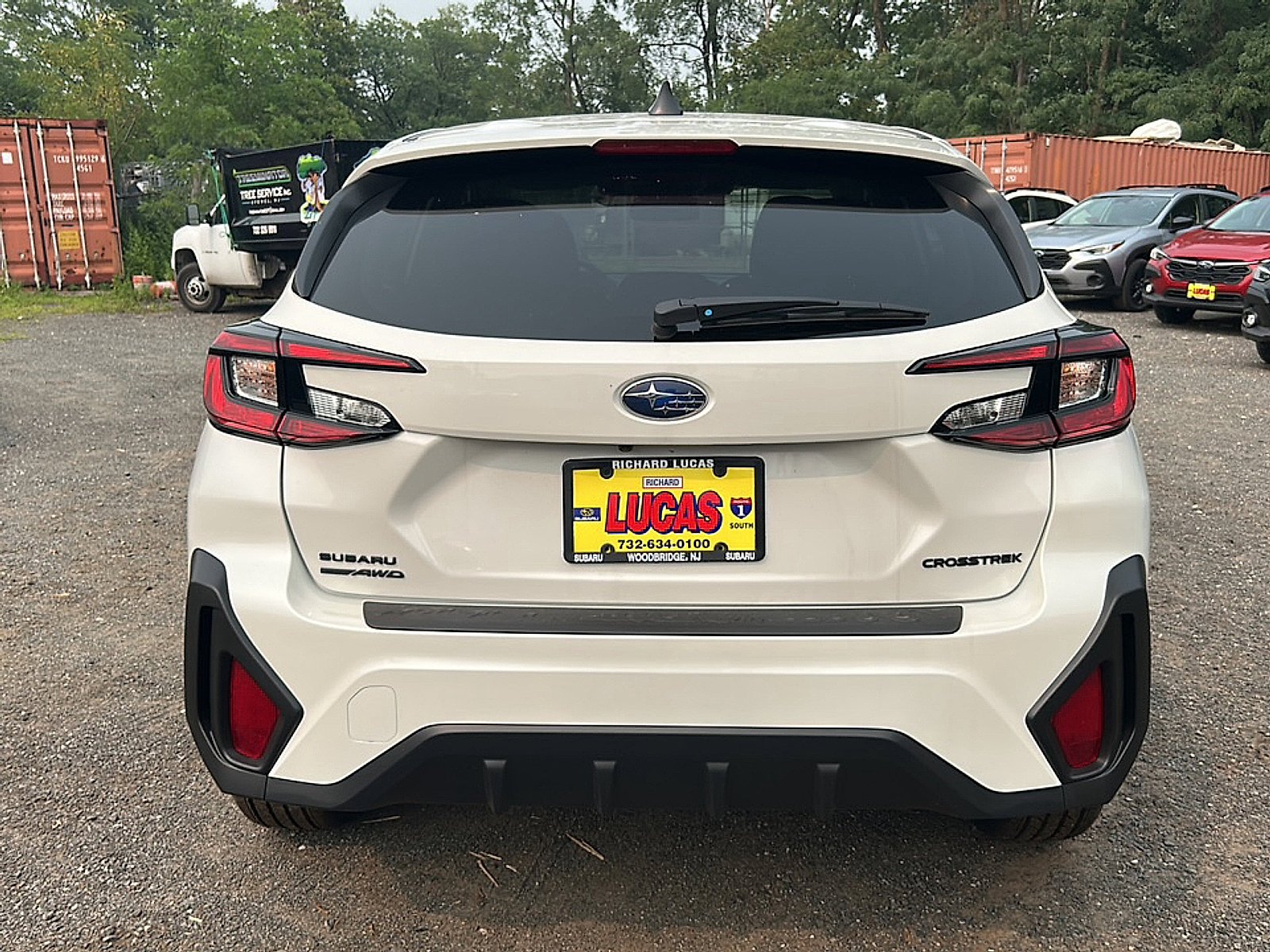 New 2026 CRYSTAL WHITE PEARL Subaru Base image 9