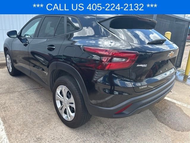 Used 2025 Mosaic Black Metallic Chevrolet LS image 7