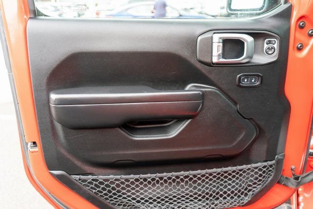 Used 2020 Red Jeep Sport image 15