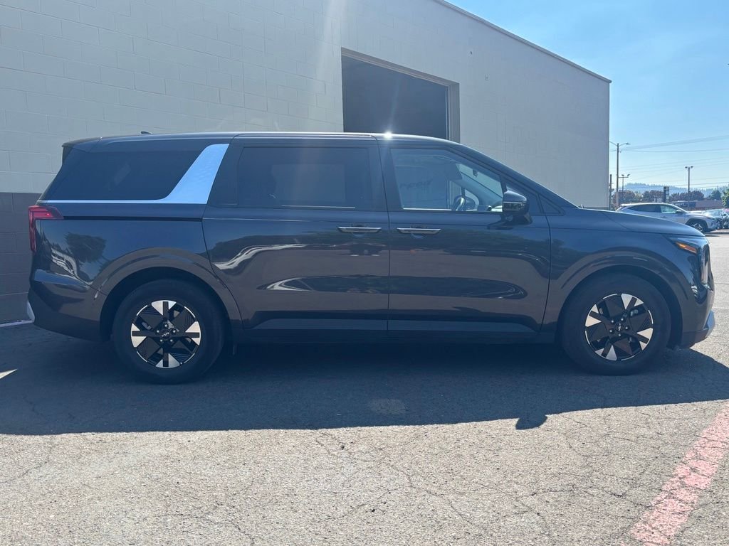 Used 2026 Panthera Metal Kia LXS image 3