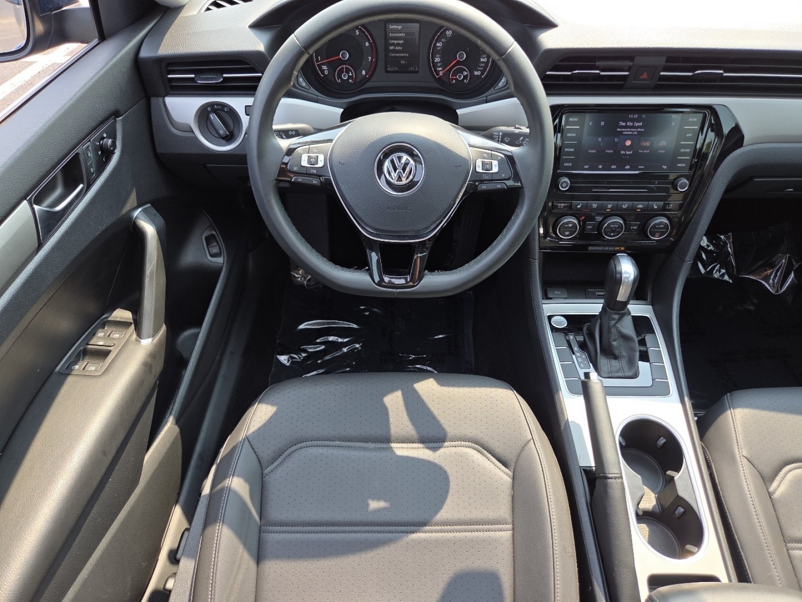 Used 2021 Tourmaline Blue Metallic Volkswagen 2.0T SE image 25