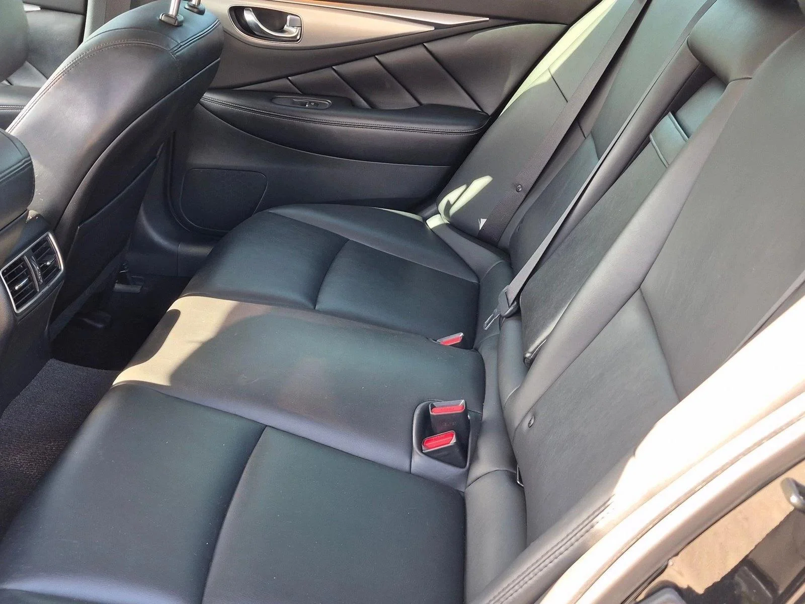 Used 2020 Black Obsidian INFINITI 3.0t LUXE image 18