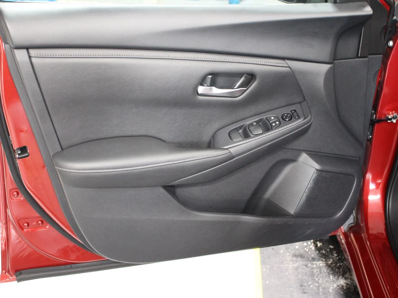 2024 Nissan Sentra SV - Photo 9