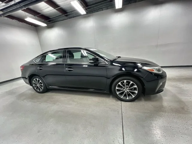 Used 2017 Black Toyota XLE image 9
