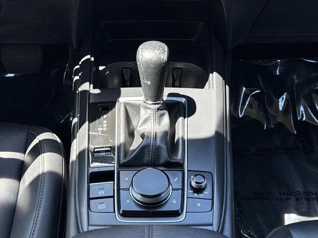 Used 2021 Silver Mazda Select image 19