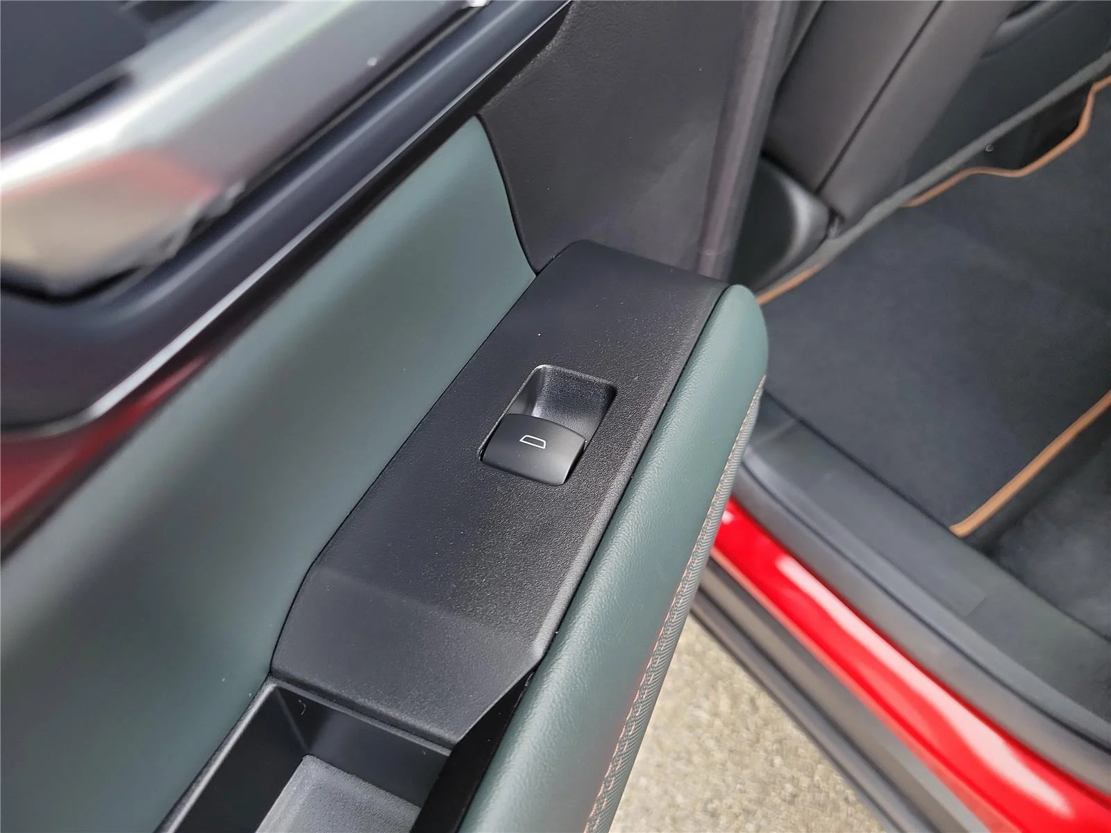 2026 GMC Terrain AT4 - Photo 17