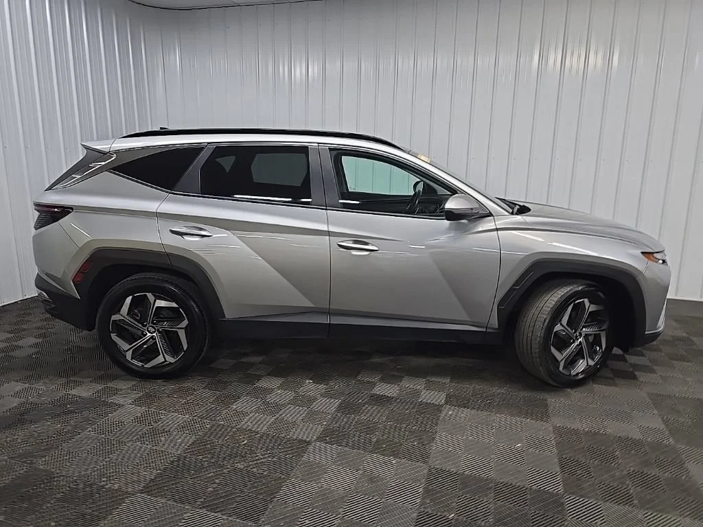 Used 2024 Bl Hyundai SEL Convenience image 2