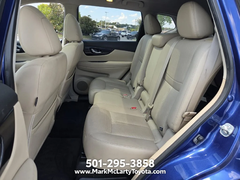 Used 2017 Blue Nissan SL image 10