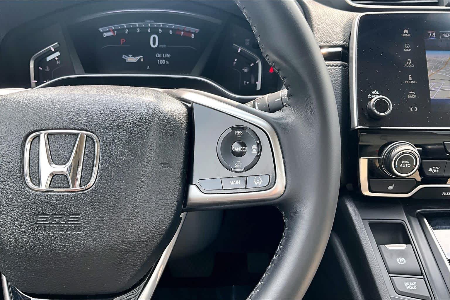 Used 2017 White Diamond Pearl Honda Touring image 25