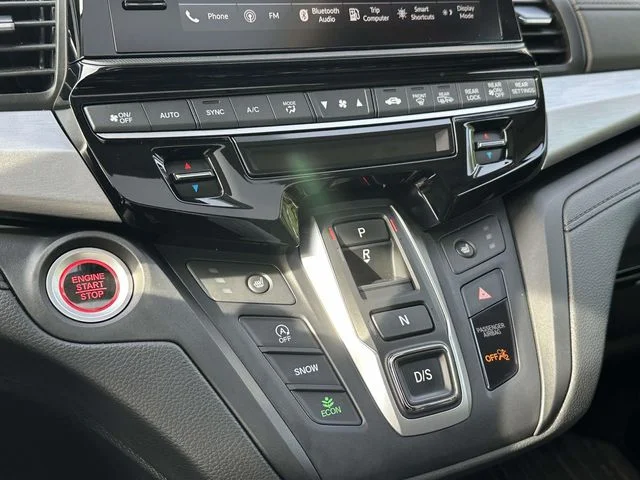 2025 Honda Odyssey EX-L - Photo 29