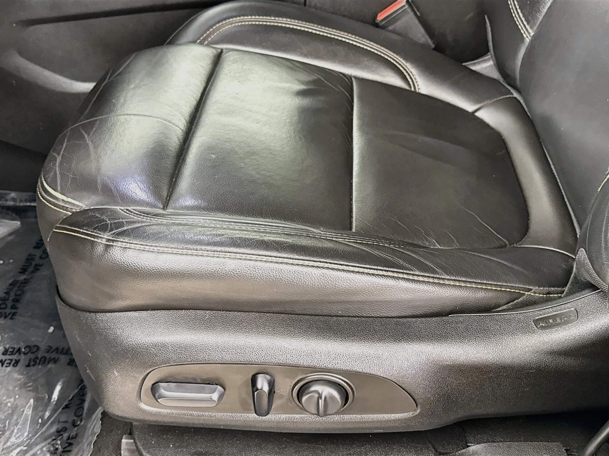Used 2021 SILVER ICE METALLIC Chevrolet LT Leather image 22