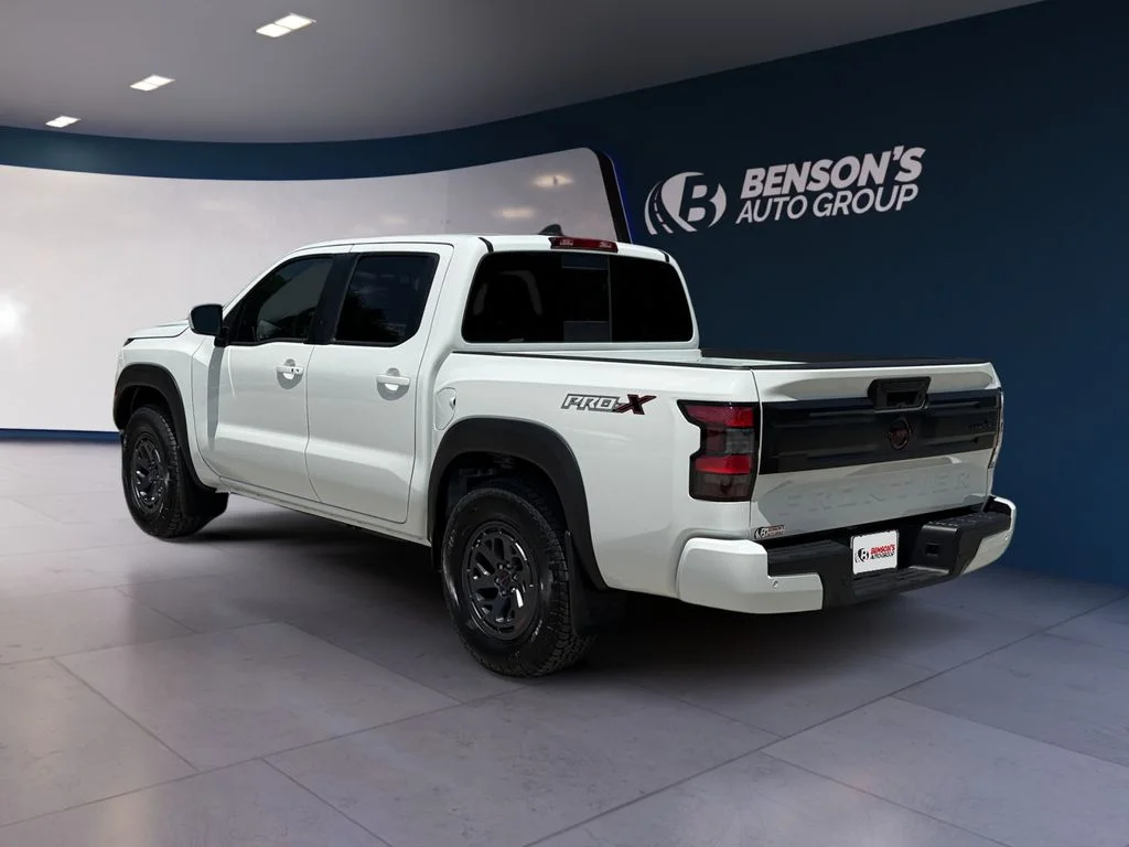 New 2026 White Nissan PRO-X image 3