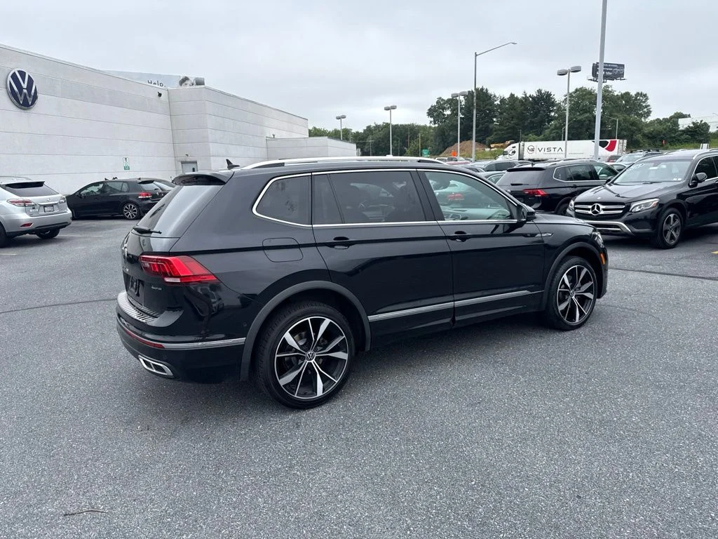 Certified Used 2023 Deep Black Pearl Volkswagen 2.0T SEL R-Line image 29