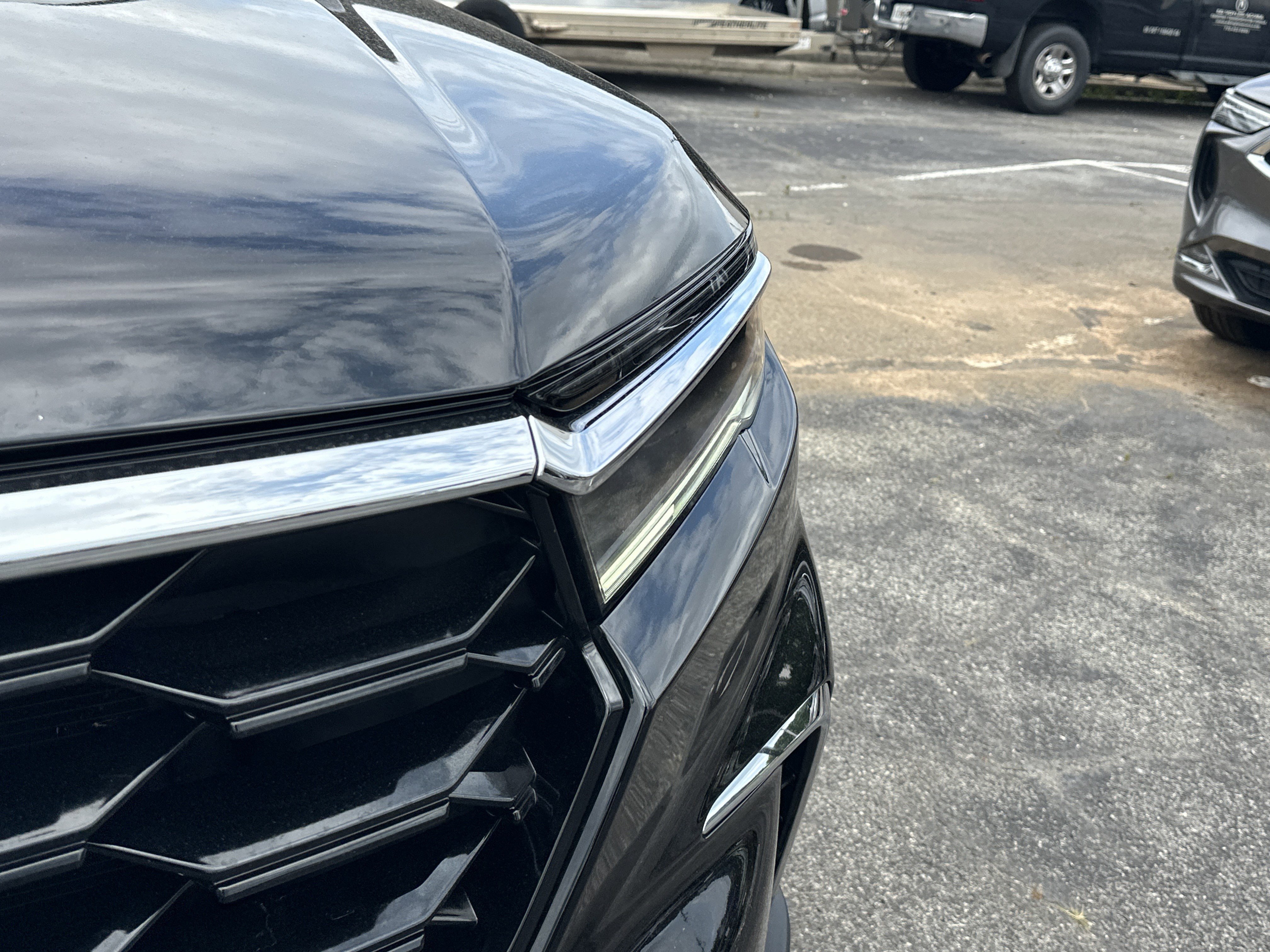 Used 2023 Crystal Black Pearl Honda Touring image 13