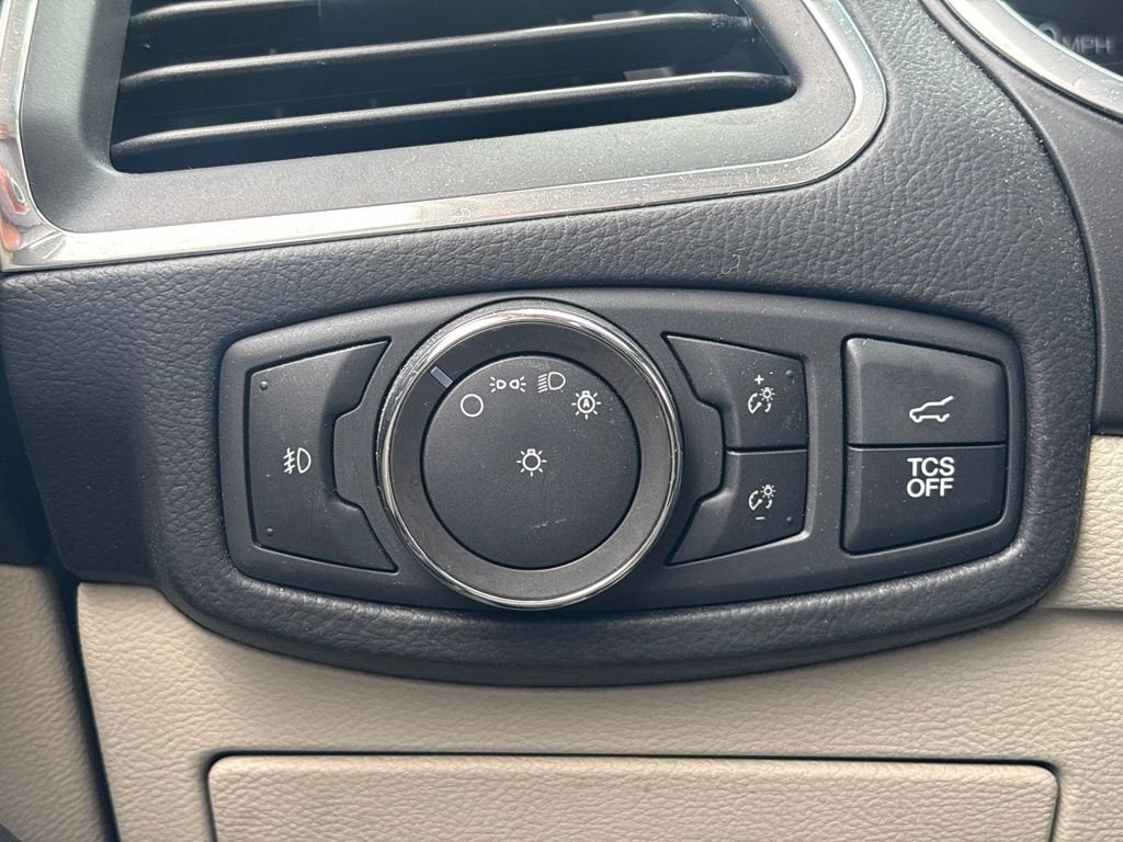 2019 Ford Edge Titanium - Photo 27