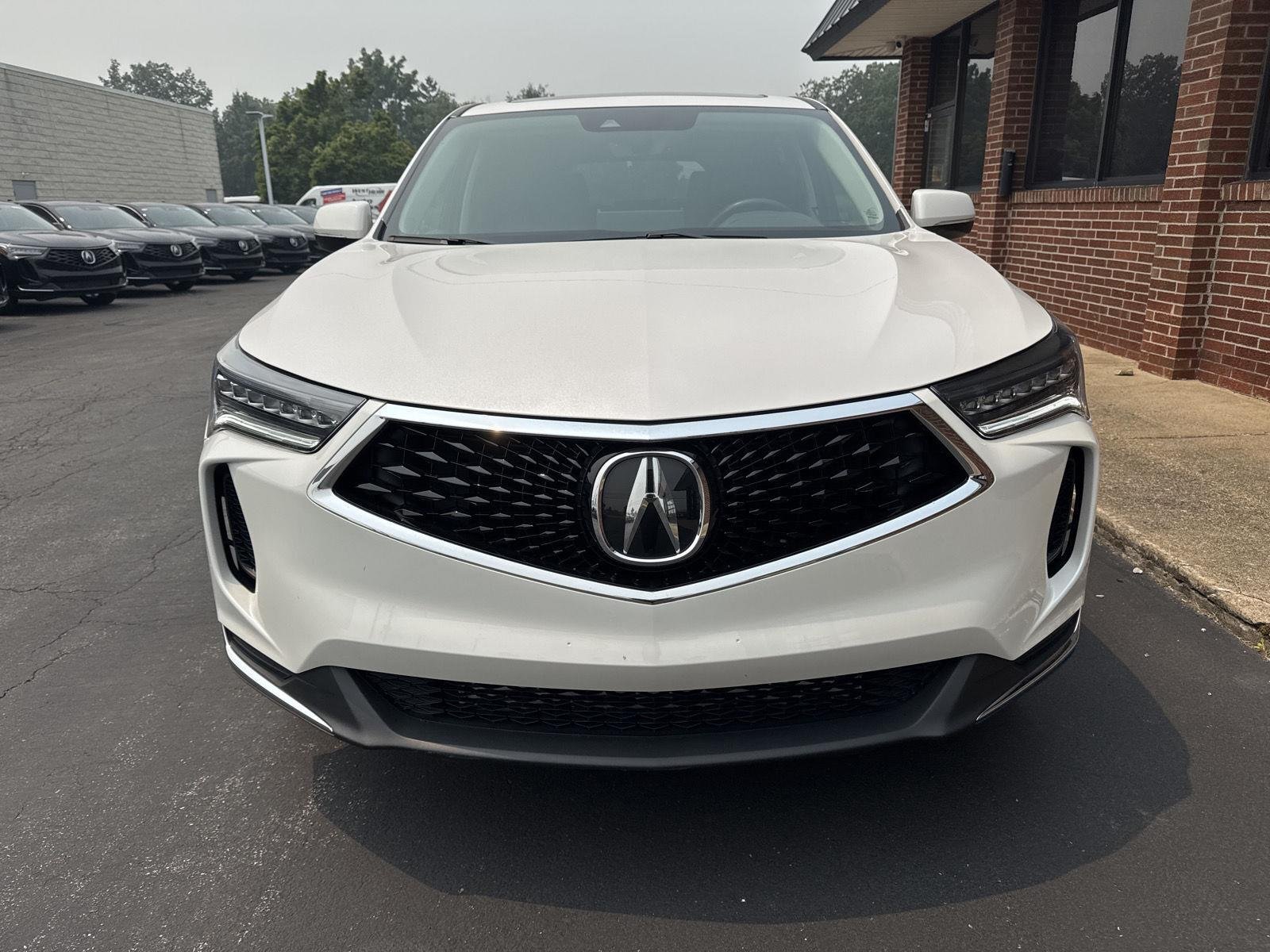 Used 2024 Platinum White Pearl Acura SH-AWD image 2