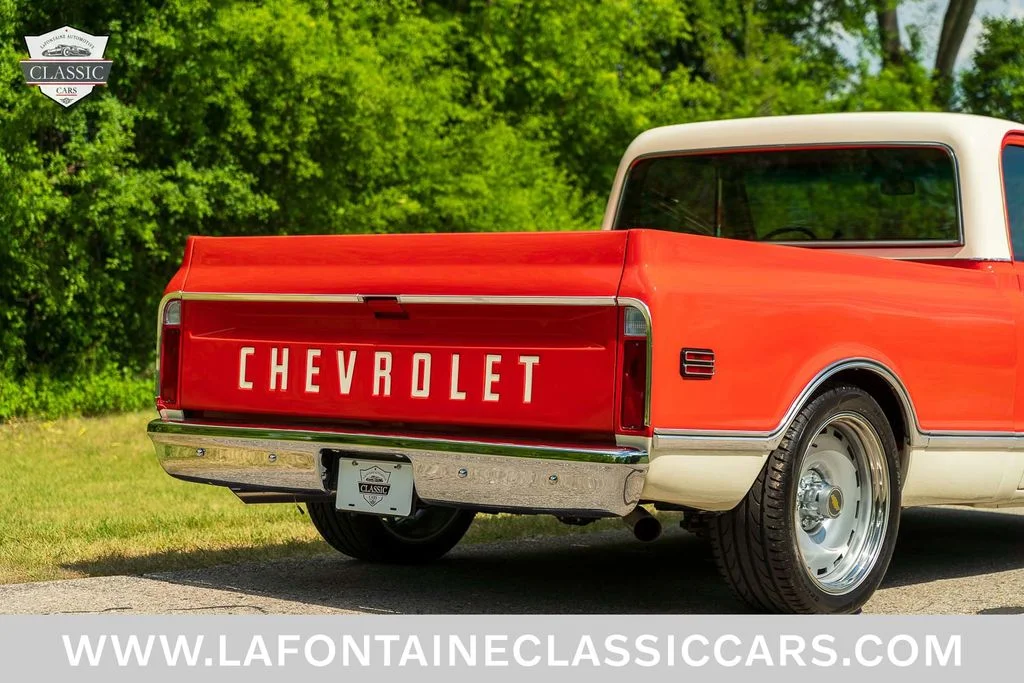 Used 1968 Orange Chevrolet  image 28