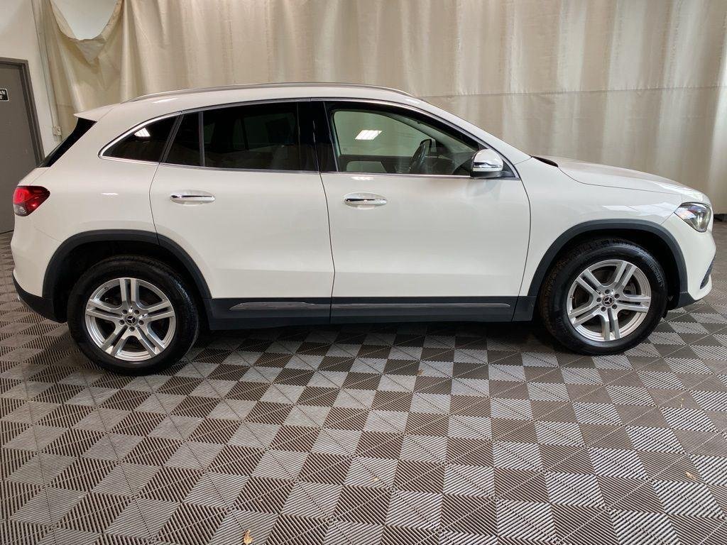 Used 2022 Polar White Mercedes-Benz GLA 250 image 15