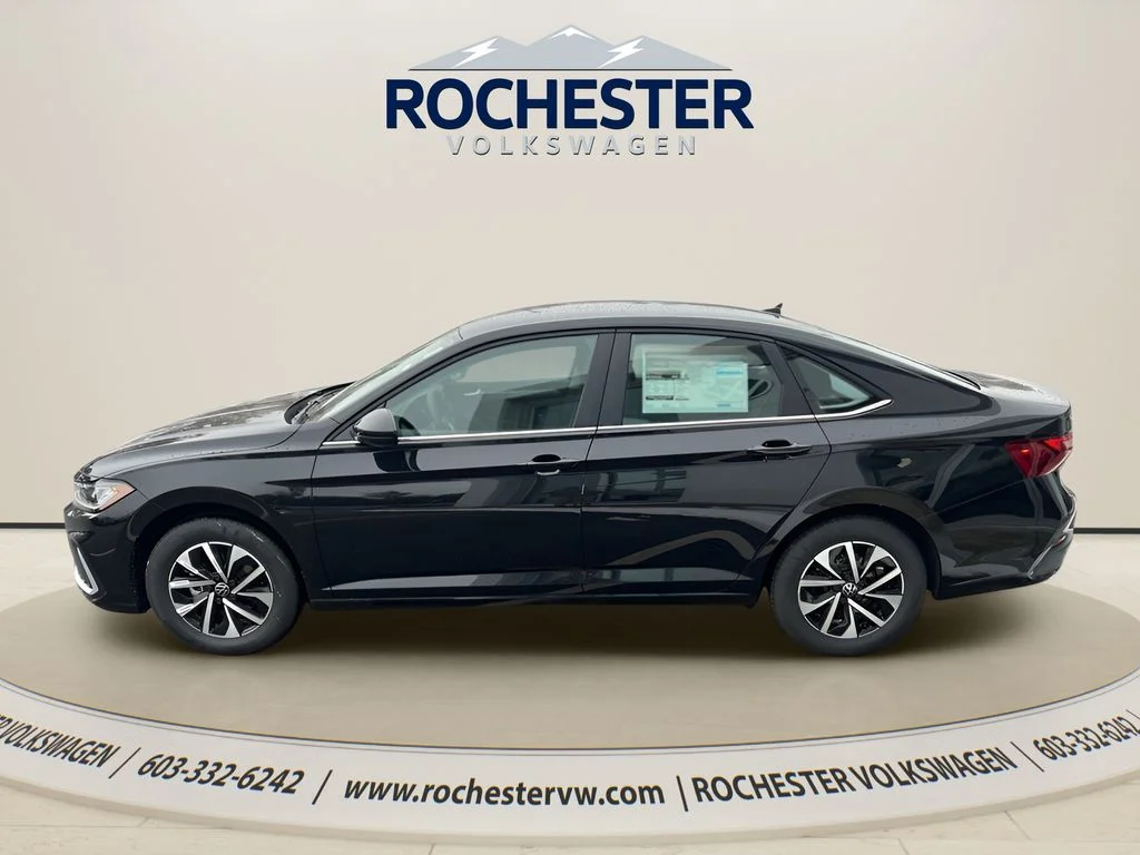 Used 2026 Black Volkswagen 1.5T S image 3