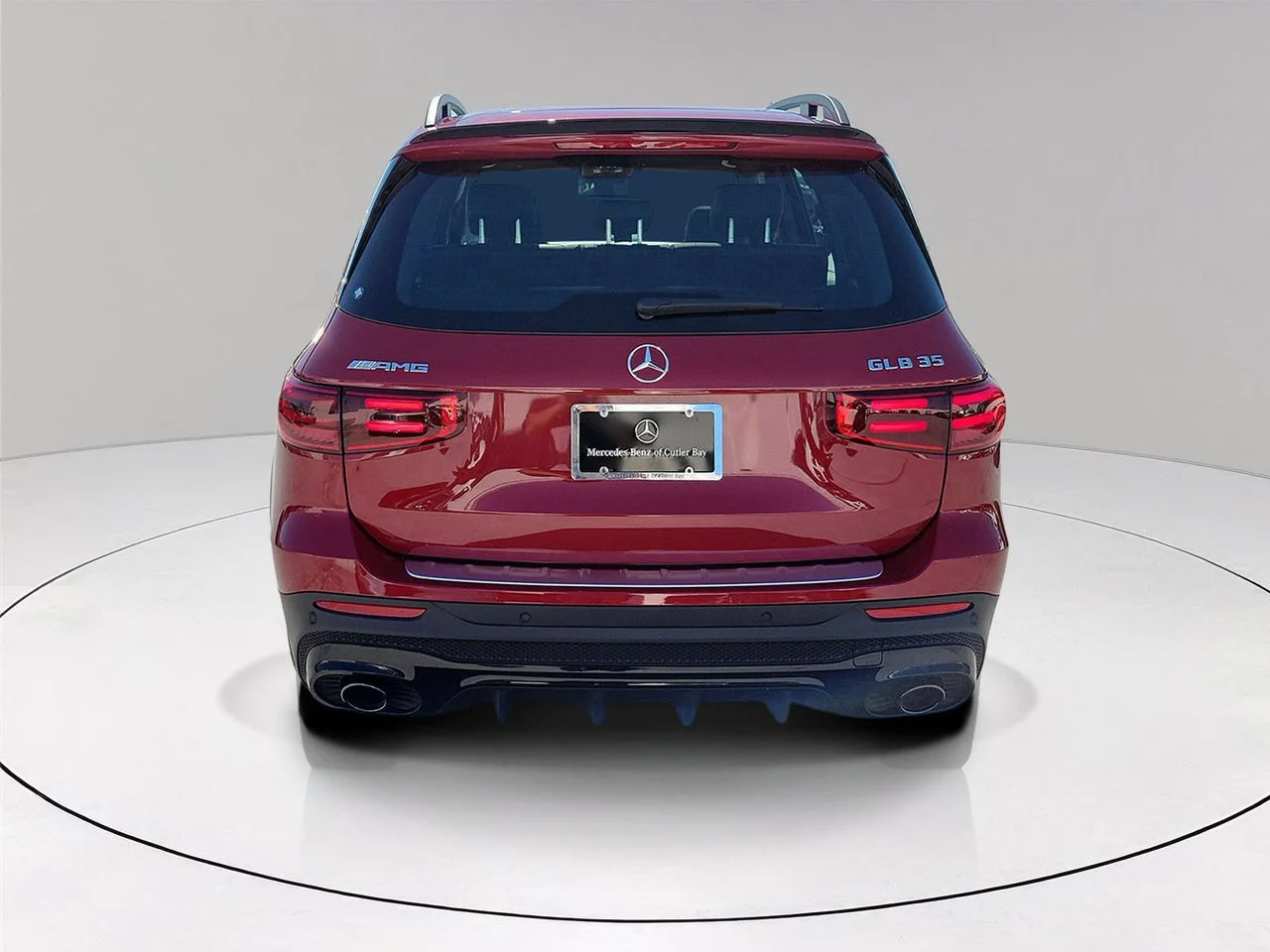 New 2026 MANUFAKTUR Patagonia Red Metallic Mercedes-Benz AMG® GLB 35 4MATIC® SUV image 5