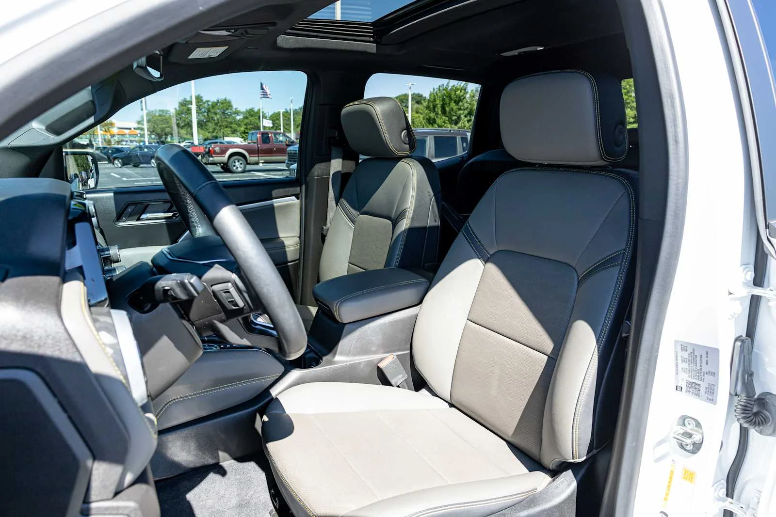Used 2023 Summit White Chevrolet ZR2 image 28