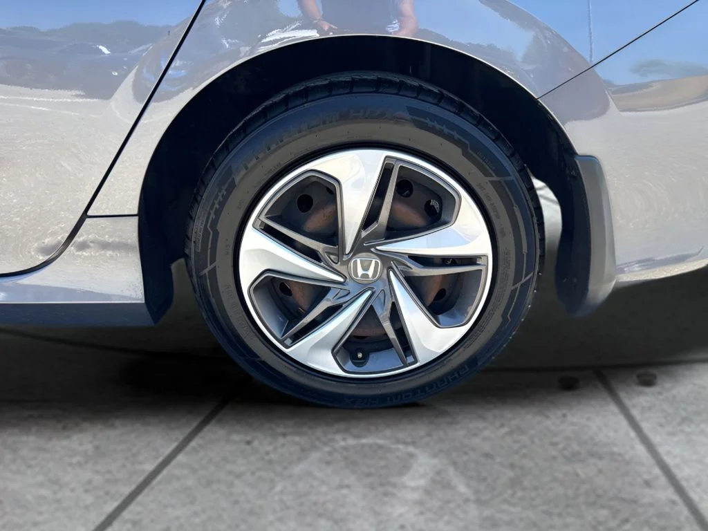 Used 2020  Honda LX image 27