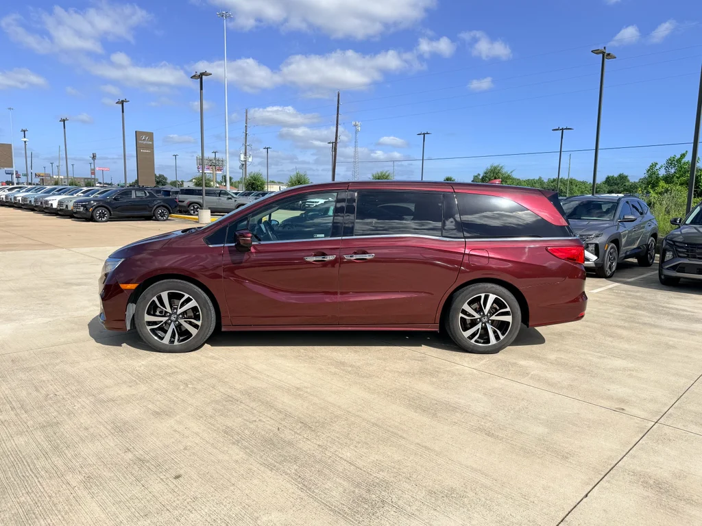 Used 2019 Deep Scarlet Pearl Honda Elite image 9